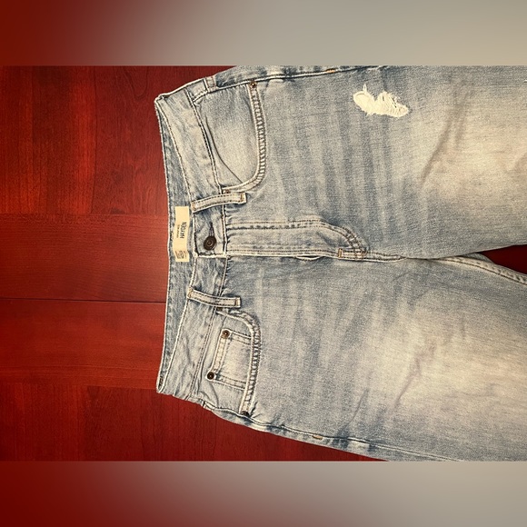 TopShop Moto Distressed Denim - Picture 4 of 7